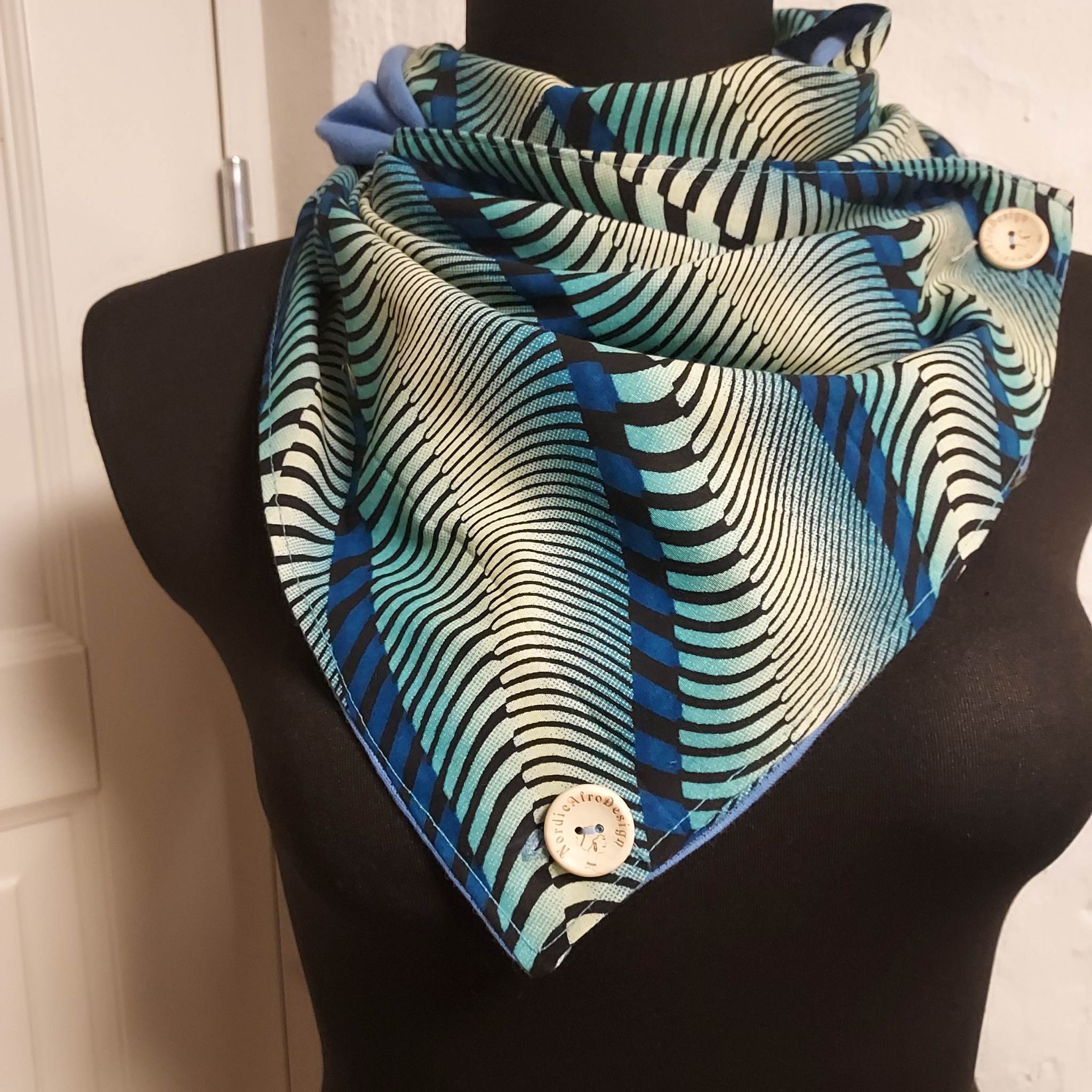 Lightweight organic scarves
