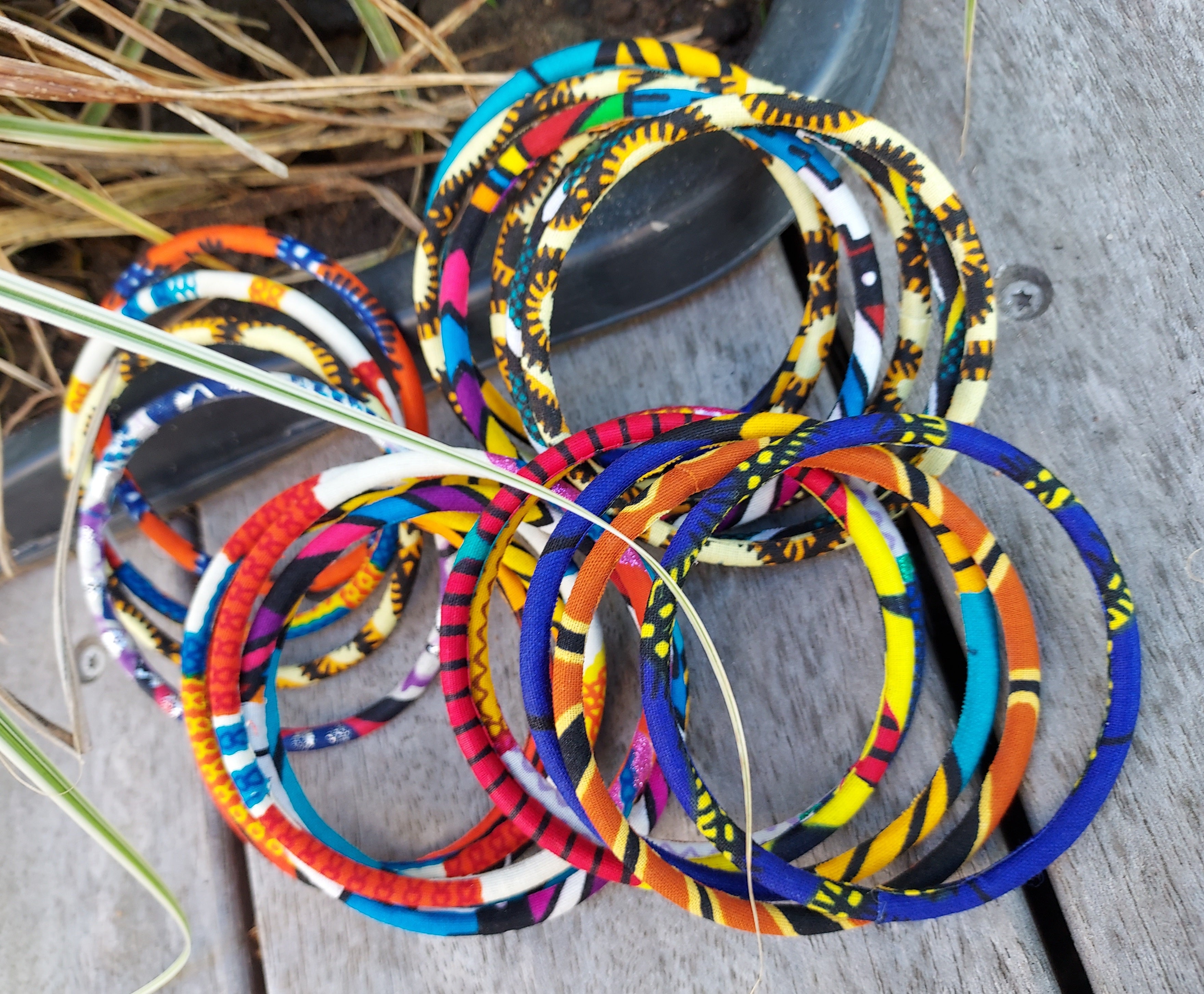 Afrikanske stofarmbånd /African fabric bracelets
